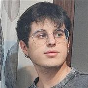 Me encanta explicar materias que me gusten, como la química o la biología.